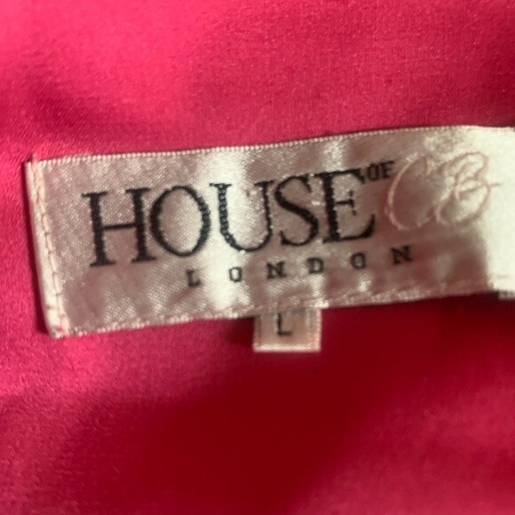 HOUSE OF CB 'NELINHA' HOT PINK TUX WRAP DRESS - Picture 15 of 16